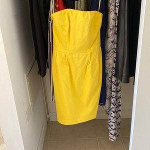 Strapless dress with pockets